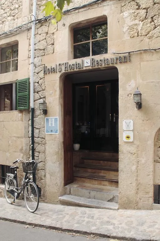 Hostel S'Hostal D'Esporles