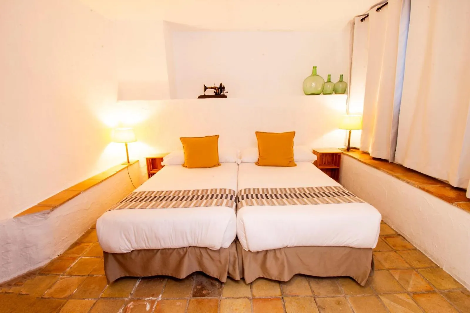 Hostel S'Hostal D'Esporles